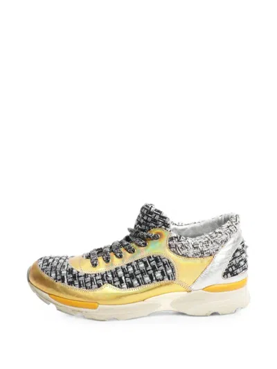 Pre-owned Chanel Tweed Sneakers In Gold