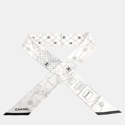 Pre-owned Chanel Twilly Scarf Aa8385 In Black