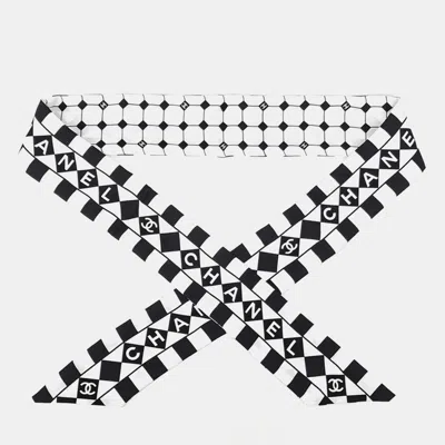 Pre-owned Chanel Twilly Silk Scarf In Black