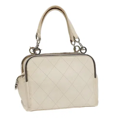 Pre-owned Chanel Ultimate Soft Frame Bag Quilted Calfskin Leather Handbag () In White