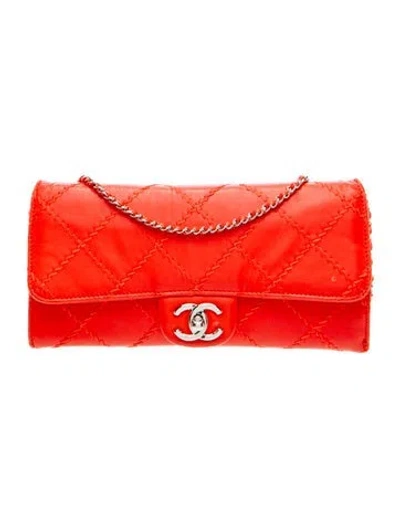 Pre-owned Chanel Ultimate Stitch Wallet On Chain In Red