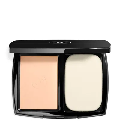 Chanel Ultra La Teint Compact Foundation In Neutral