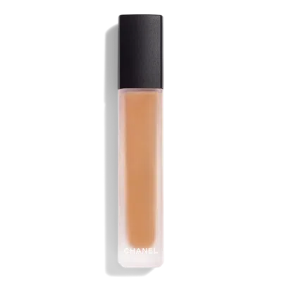 Chanel Ultra Le Teint Le Correcteur Ultrawear All-day Comfort Flawless Finish Concealer - Apricot In Orange