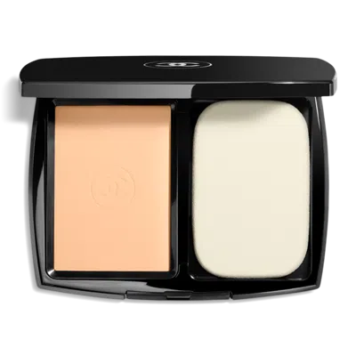 Chanel Ultra Le Teint Ultrawear All-day Comfort Flawless Finish Compact Foundation - B30