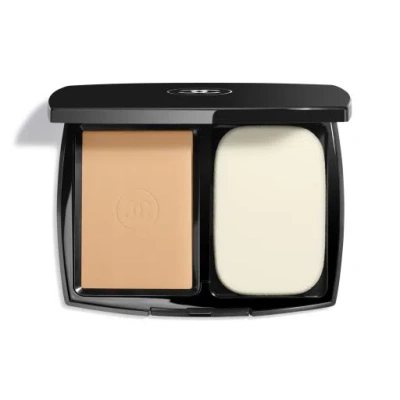 Chanel Ultra Le Teint Ultrawear All-day Comfort Flawless Finish Compact Foundation In White