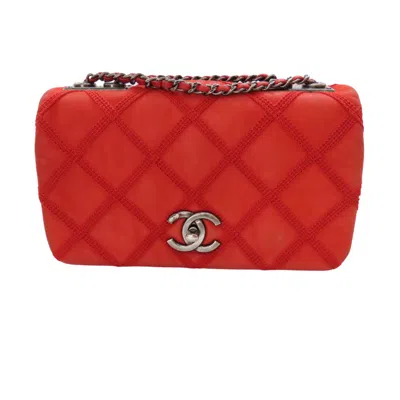 Pre-owned Chanel Ultra Stitch Leather Shoulder Bag In Red
