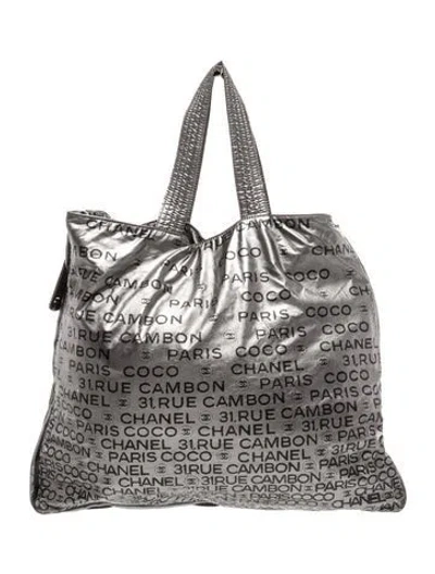 Pre-owned Chanel Unlimited Ligne Tote In Gray
