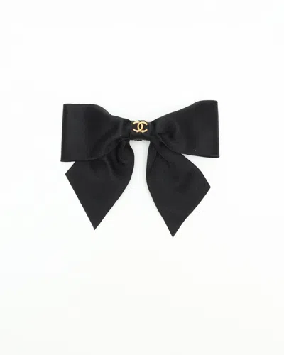 Pre-owned Chanel Valletta Coco Mark Ribbon Hair Clip In Black