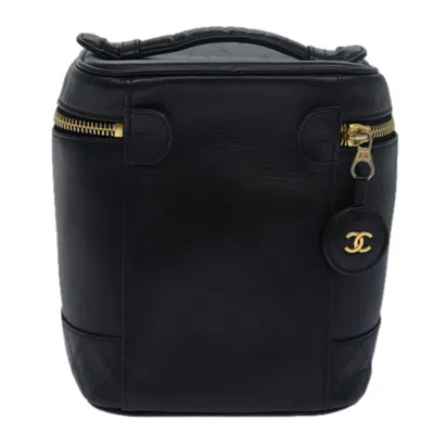 Pre-owned Chanel Vanity Black Leather Clutch Bag ()
