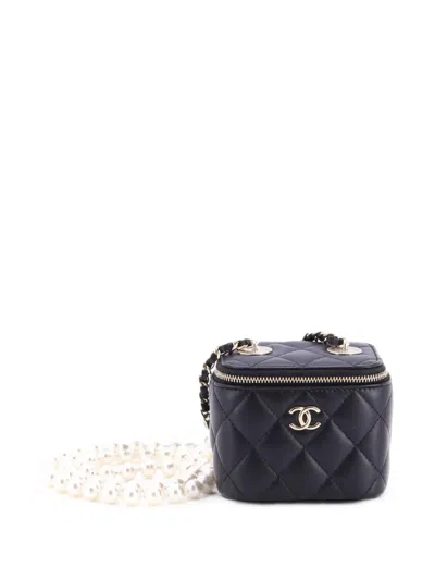 Pre-owned Chanel Vanity Case With Pearl Chain Quilted Lambskin Mini Clutch Bag In Black