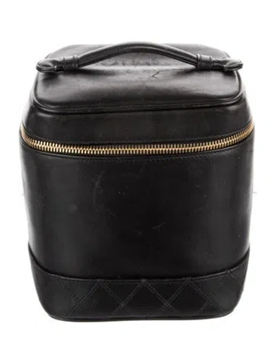 Pre-owned Chanel Vanity Cosmetic Bag In Black