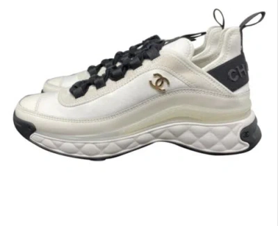 Pre-owned Chanel Velvet Calfskin & Mixed Fibers Sneaker Ivory W 39.5 In White