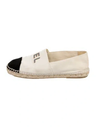 Pre-owned Chanel Velvet Graphic Print Espadrilles In Neutrals
