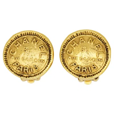 Pre-owned Chanel Vintage 1980s Logo Cc 31 Rue Cambon Paris Round Button Relief Earrings In Multi