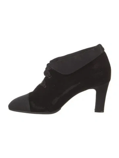 Pre-owned Chanel Vintage 1994 Lace-up Boots In Black