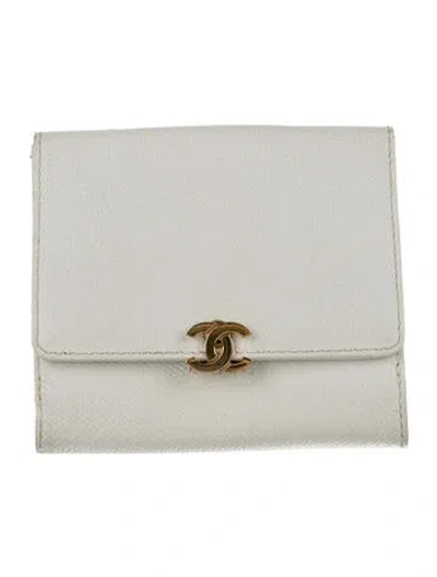 Pre-owned Chanel Vintage 1997-1999 Compact Wallet In White