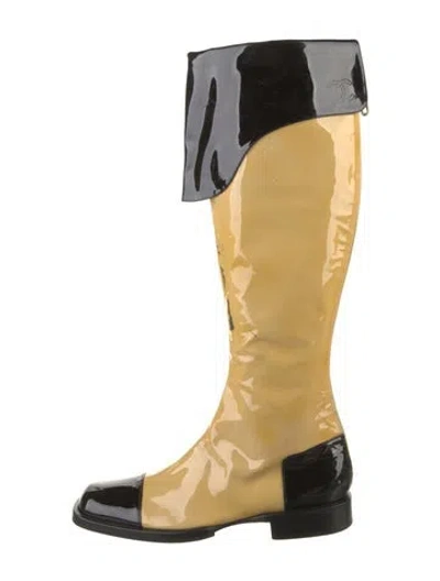 Pre-owned Chanel Vintage 2001 Boots In Neutrals