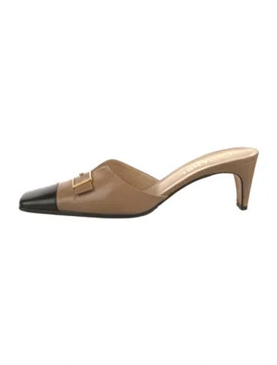 Pre-owned Chanel Vintage 2001 Mules In Black/neutrals