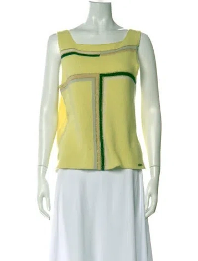 Pre-owned Chanel Vintage 2001 Sweater In Yellow