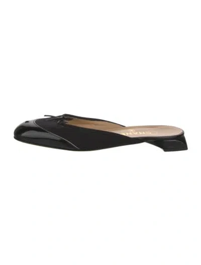 Pre-owned Chanel Vintage 2003 Mules In Black