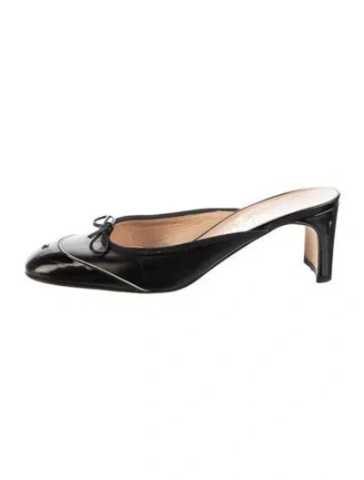 Pre-owned Chanel Vintage 2003 Mules In Black