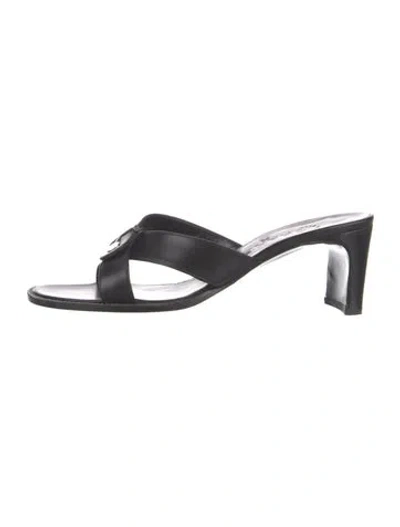 Pre-owned Chanel Vintage 2003 Slides In Black