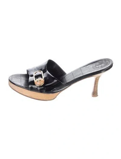 Pre-owned Chanel Vintage 2003 Slides In Black
