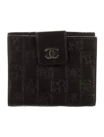 Pre-owned Chanel Vintage 2003-2004 Compact Wallet In Brown