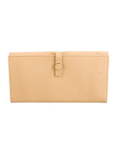 Pre-owned Chanel Vintage 2003-2004 Continental Wallet In Neutral