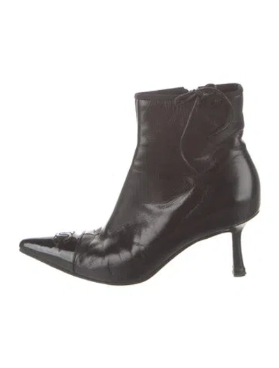 Pre-owned Chanel Vintage 2004 Boots In Black