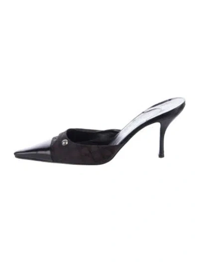 Pre-owned Chanel Vintage 2004 Mules In Brown