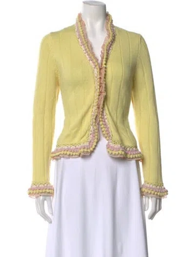Pre-owned Chanel Vintage 2004 Sweater In Yellow