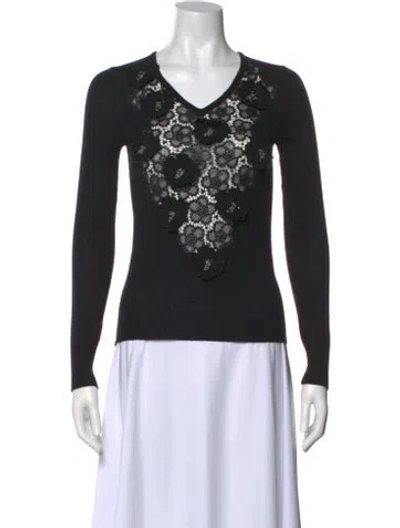 Pre-owned Chanel Vintage 2005 Sweater In Black