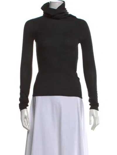 Pre-owned Chanel Vintage 2005 Sweater In Grey