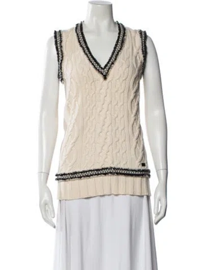 Pre-owned Chanel Vintage 2005 Sweater In Neutral