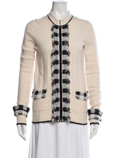 Pre-owned Chanel Vintage 2005 Sweater In Neutral