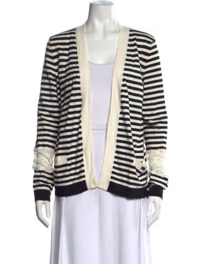 Pre-owned Chanel Vintage 2005 Sweater In Neutrals