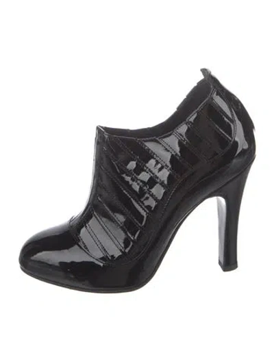 Pre-owned Chanel Vintage 2006 Boots In Black