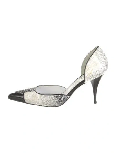 Pre-owned Chanel Vintage 2006 D'orsay Pumps In White