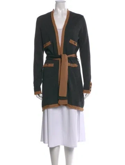 Pre-owned Chanel Vintage 2006 Sweater In Gray