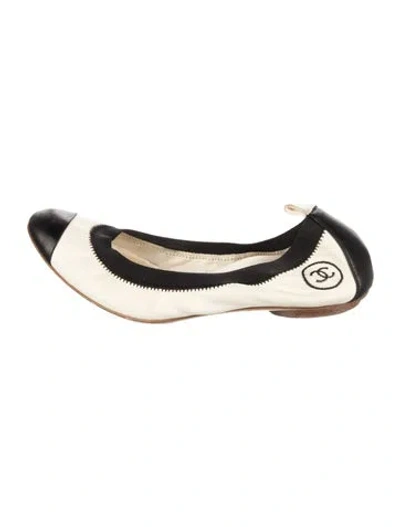 Pre-owned Chanel Vintage 2007 Ballet Flats In Neutrals