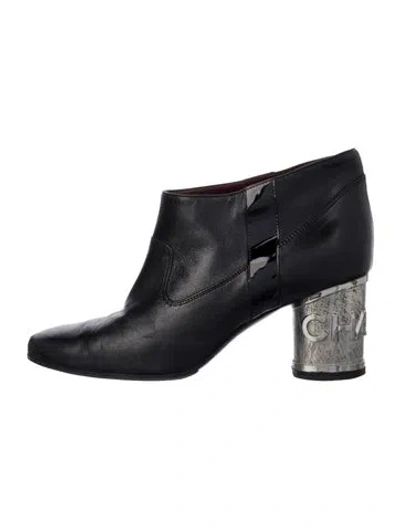 Pre-owned Chanel Vintage 2007 Boots In Black