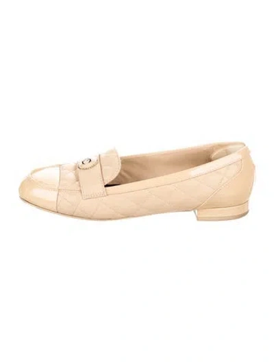 Pre-owned Chanel Vintage 2007 Loafers In Neutral