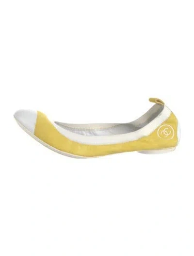 Pre-owned Chanel Vintage 2008 Ballet Flats In White/yellow