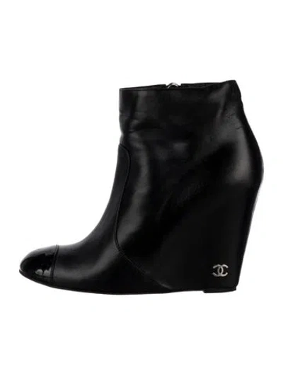 Pre-owned Chanel Vintage 2009 Boots In Black