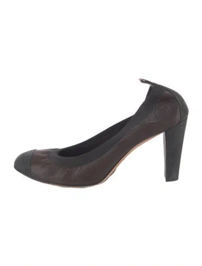 Pre-owned Chanel Vintage 2009 Pumps In Brown