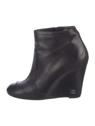 Pre-owned Chanel Vintage 2010 Boots In Black
