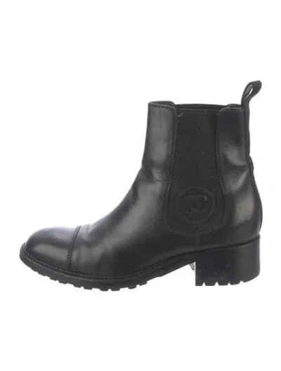 Pre-owned Chanel Vintage 2010 Chelsea Boots In Black