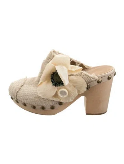 Pre-owned Chanel Vintage 2010 Mules In Neutrals