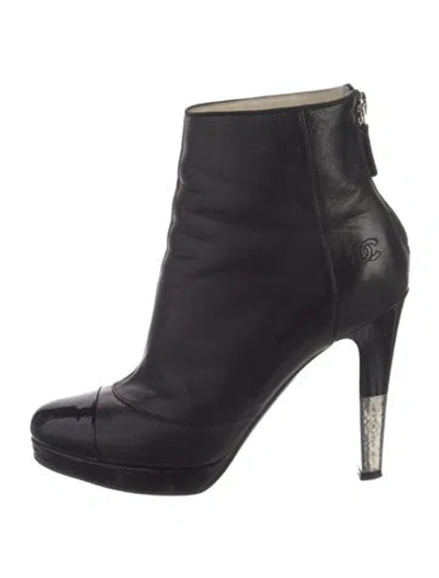 Pre-owned Chanel Vintage 2010 Pumps In Black